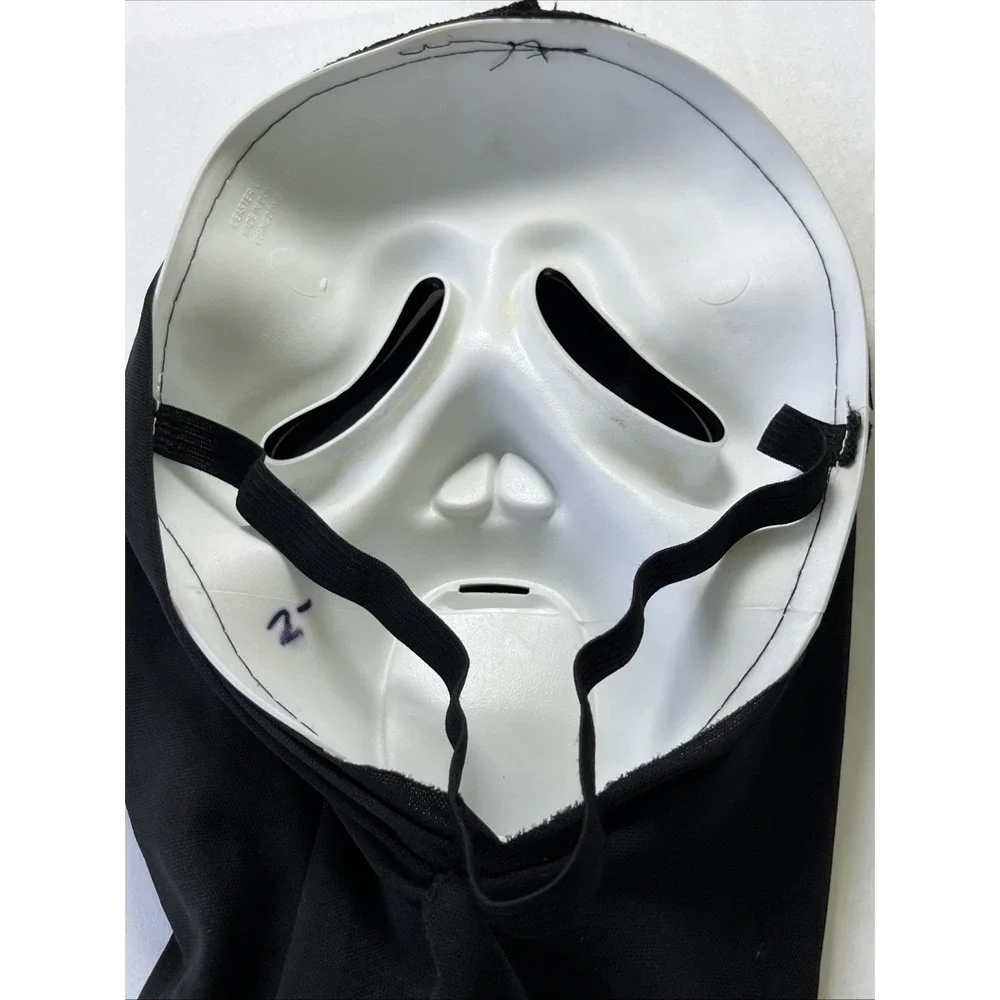 Scream Ghostface Mask Easter Unlimited 2013 w/ Shroud‎ 9206WM